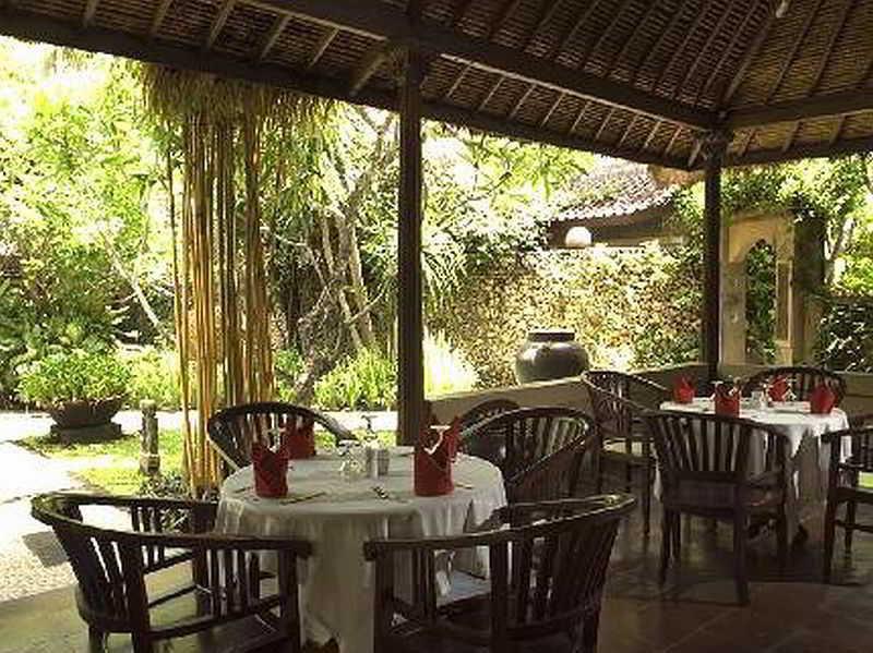 Hotel Puri Bambu Jimbaran Exterior foto
