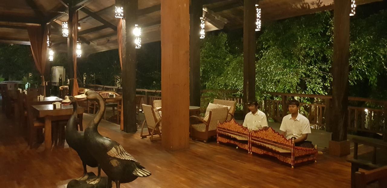 Hotel Puri Bambu Jimbaran Exterior foto